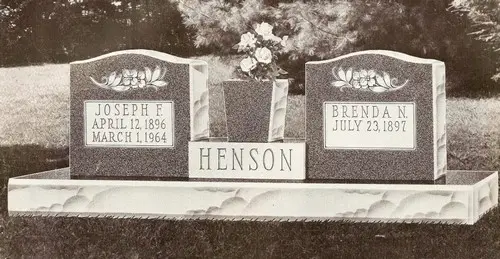 Wing Granite Headstone (B1764)